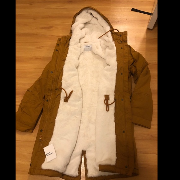 Jacket/Coat - Picture 1 of 5